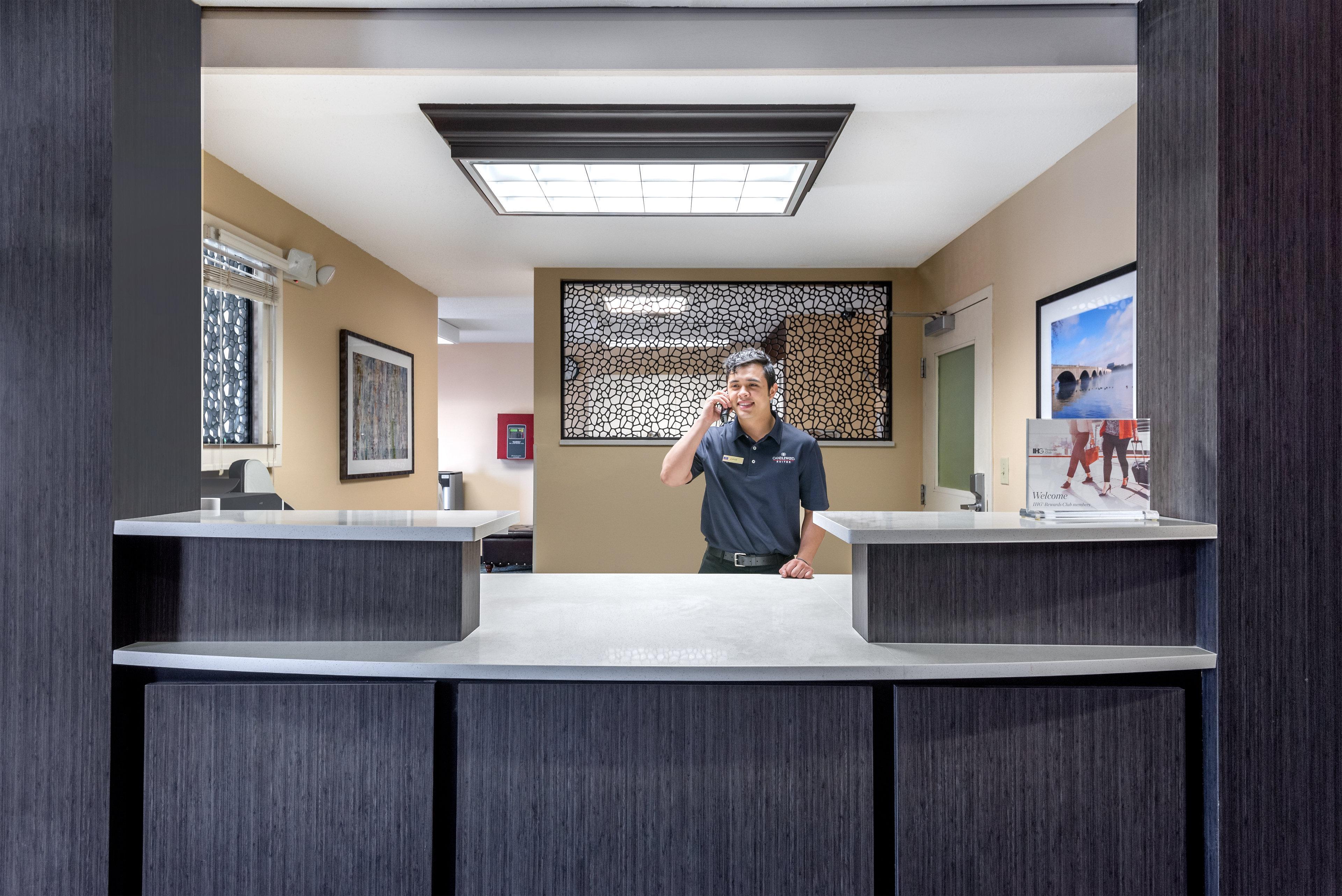 Candlewood Suites Sterling By Ihg Екстериор снимка