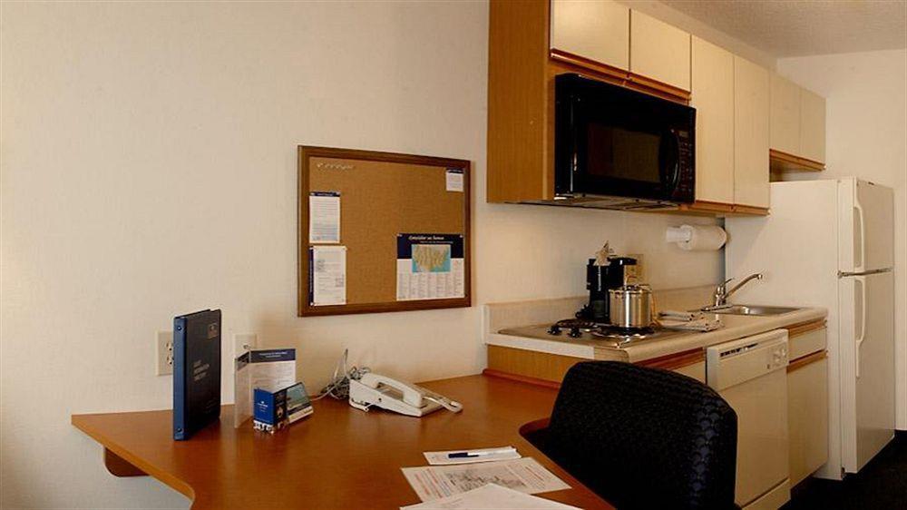 Candlewood Suites Sterling By Ihg Екстериор снимка