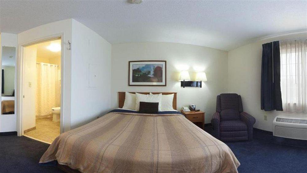 Candlewood Suites Sterling By Ihg Екстериор снимка